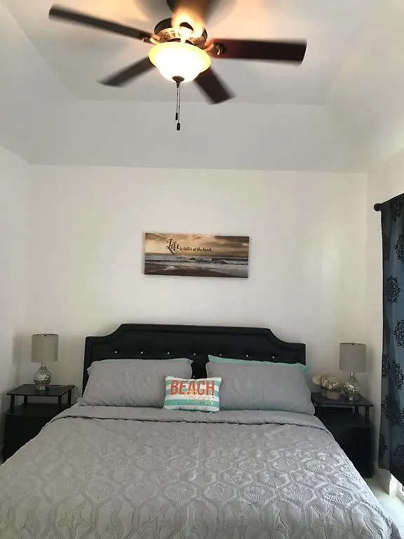 Little Bay Townhomes - Villa Nirvana Negril 0*,  Jamajka