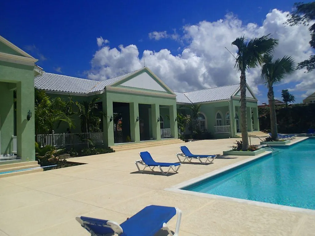 Little Bay Townhomes - Villa Nirvana 内格里尔